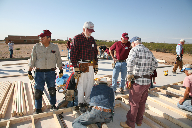 EXIT Realty  amp  Habitat For Humanity 2008 10 27 7935