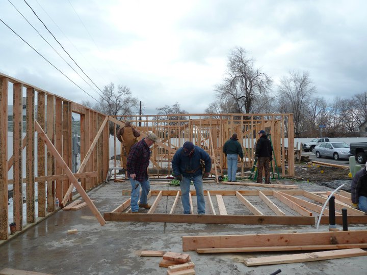 Wall-Raising-016