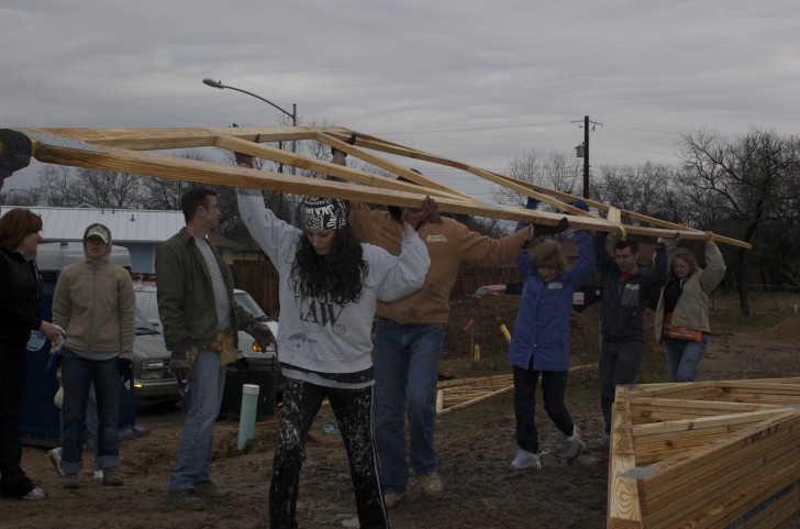 AustinHabitatBuildBlitzSaturday25 782p