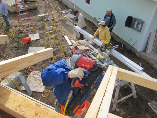 AustinHabitatBuildBlitzSunday16 782p