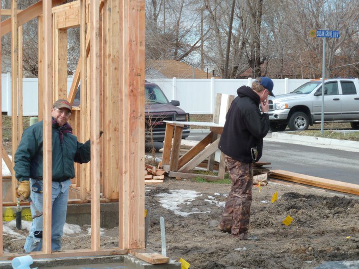 Wall-Raising-045