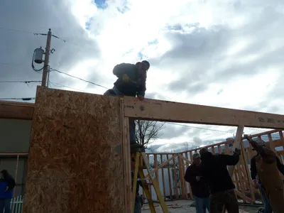 Wall-Raising-043