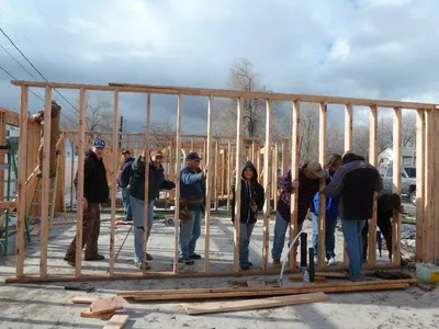 Wall-Raising-011