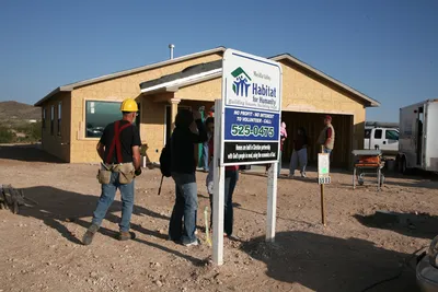 EXIT Realty  amp  Habitat For Humanity 2008 10 27 7824