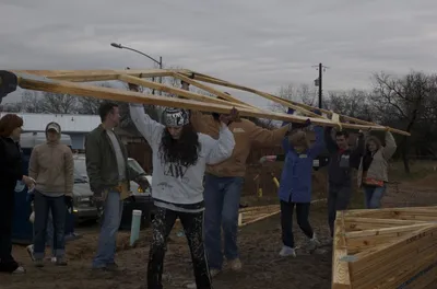 AustinHabitatBuildBlitzSaturday25 782p