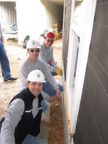 AustinHabitatBuildBlitzMonday20 782p