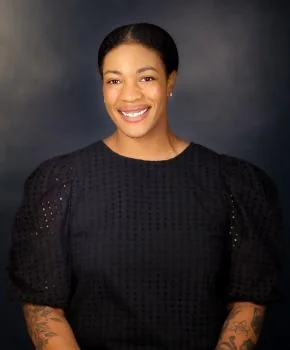 Dana McKenzie