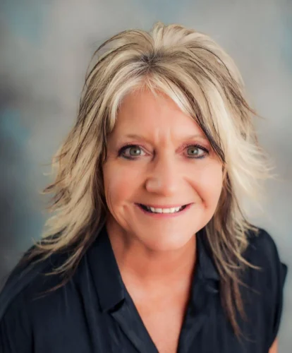Lori Emerson