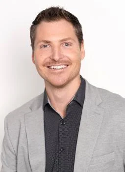 Troy Everett