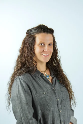 Jennifer Holton