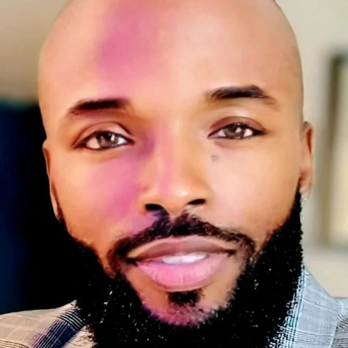 Czion Earle