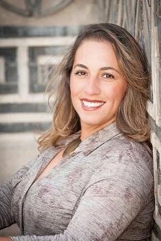 Paula Alonso-Moreira
